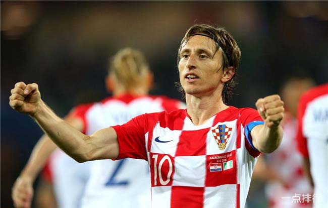 曼城斯特林关键进球锁定三分