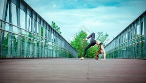 NBA新秀榜：卡斯尔蝉联榜首，新秀竞争格局愈发激烈